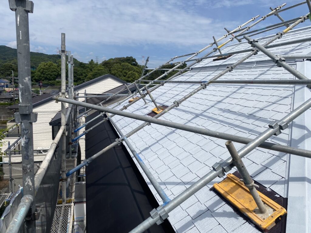 【筑紫野市】屋根下塗り完了！美しい仕上がりに向けて基盤作り✨