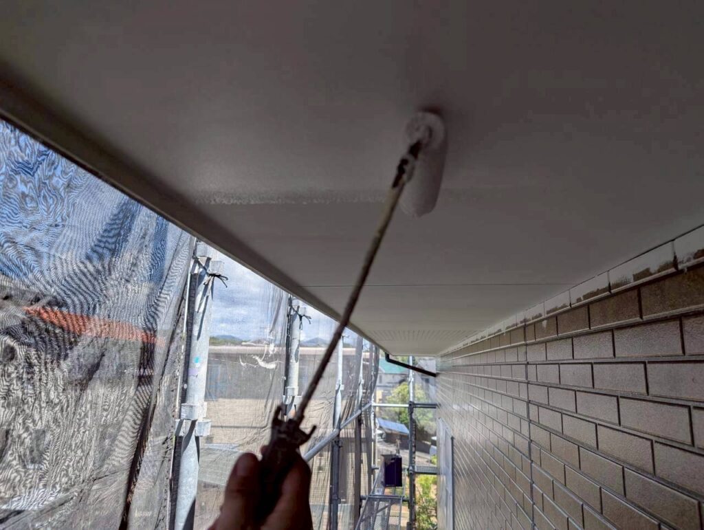 【小郡市 軒天塗装】1回目・2回目の丁寧な施工で耐久性アップ✨